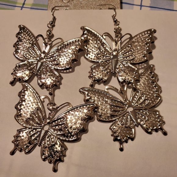 Butterfly Earrings - Picture 3 of 7